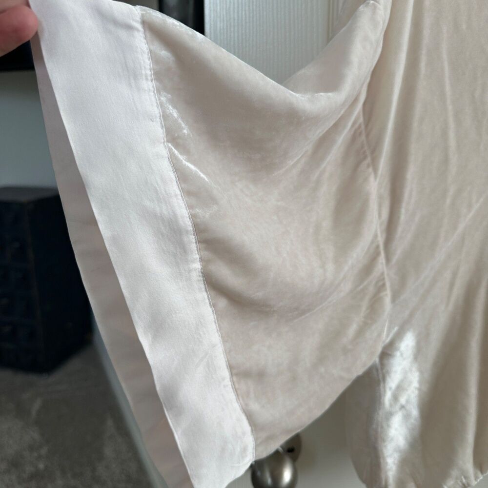 YFB Young Fabulous and Broke Cream White Kimono Sleeve Top M Blouse - Picture 9 of 9